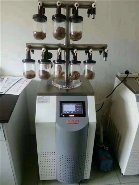 了解以下幾點幫助你更好的使用小型真空冷凍干燥機