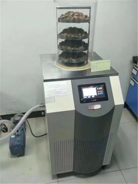 小型真空冷凍干燥機(jī)的常見(jiàn)故障及解決方法